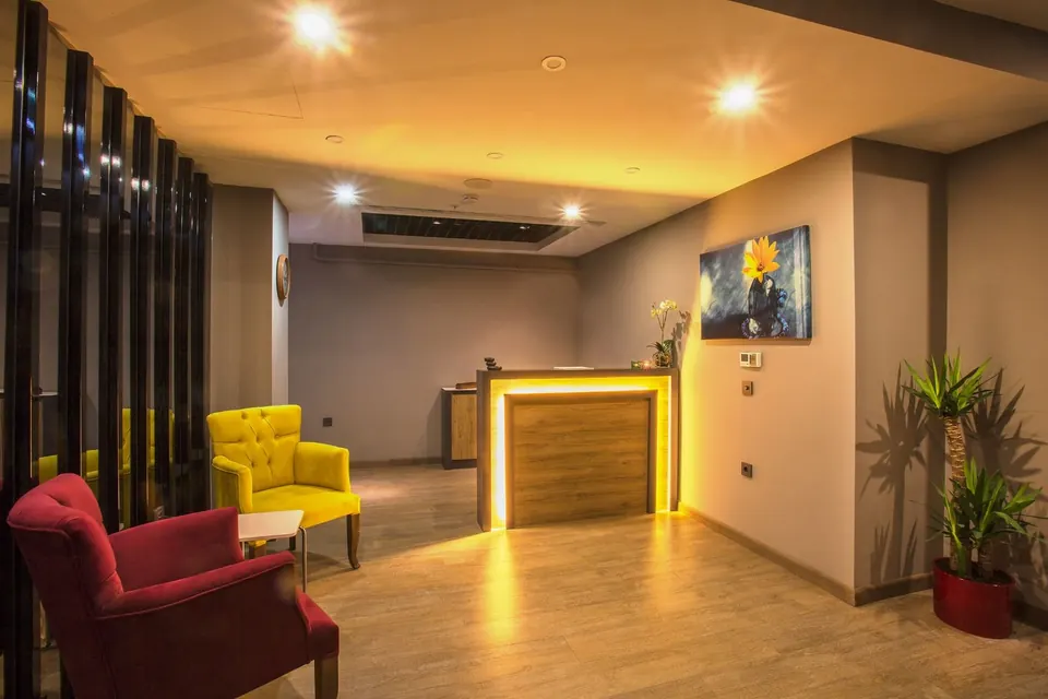 Ümraniye Melada Spa resepsiyon alanı